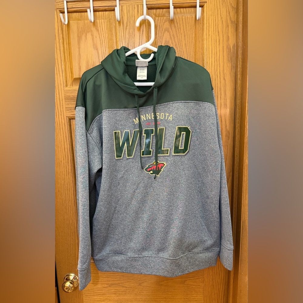 NHL Official Minnesota Wild Hockey Hoodie w Pockets & Fleece Lining Size L